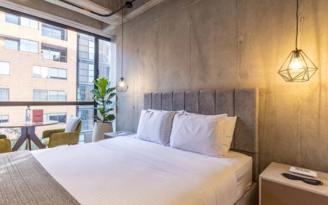 w Cozy 2BR in Parque Virrey