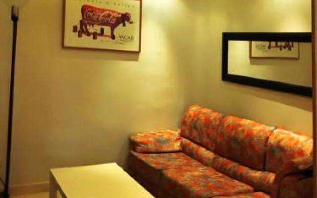 BOOKINGHAM ★Apartaments & Suites