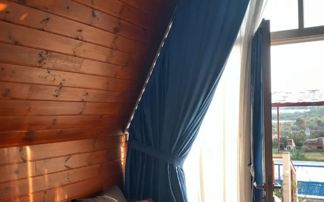 Bu Bungalow Hotel