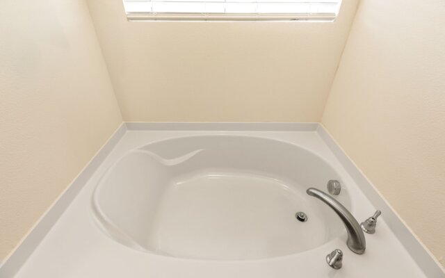 Lake View Villa 6 Bedrooms