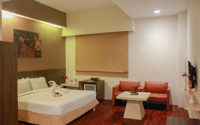 Kyriad Arra Hotel Cepu