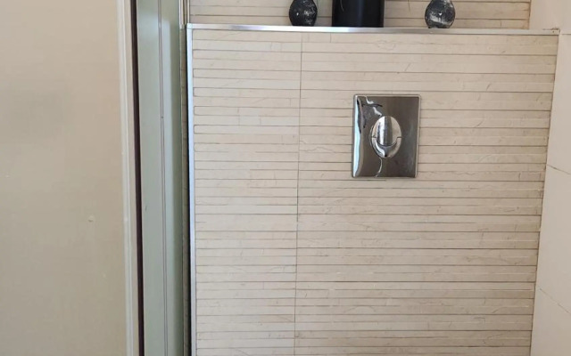 Bat Yam Luxery 4BR Sea View Suite