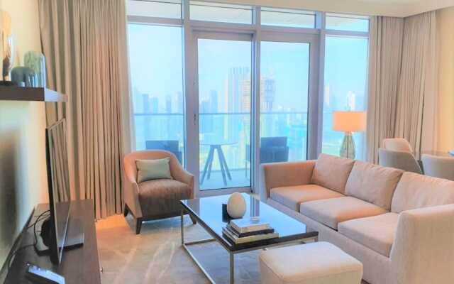 Luxury Stay at the Fountains - Dubai