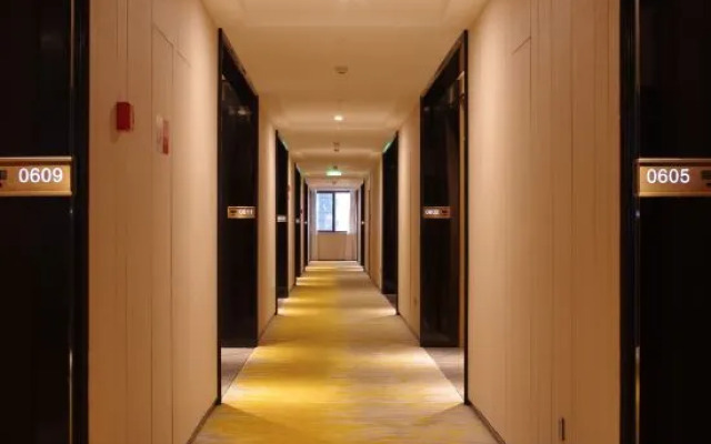 Minyoun Lia! by Minyoun Hotel (Neijiang High-speed Railway North Station Normal College)