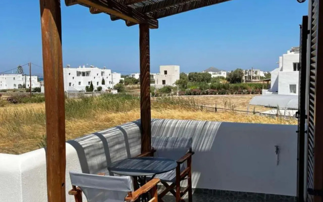 Tolakis Studios