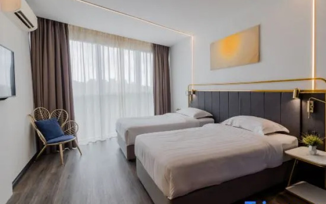 Regatta Suites Kuching