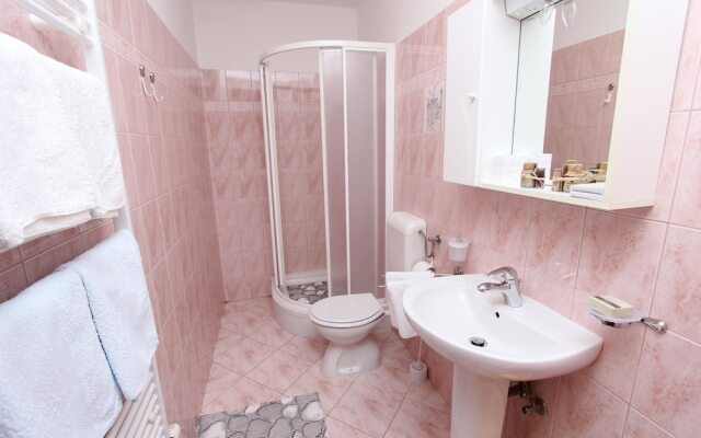 Apartments Kika