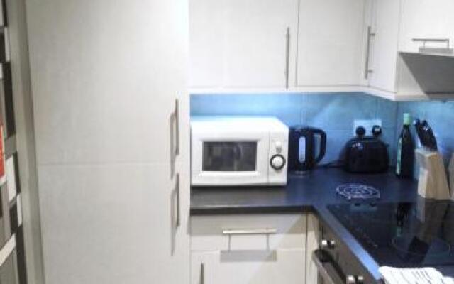 456js Edinburgh Self-Catering Apartment