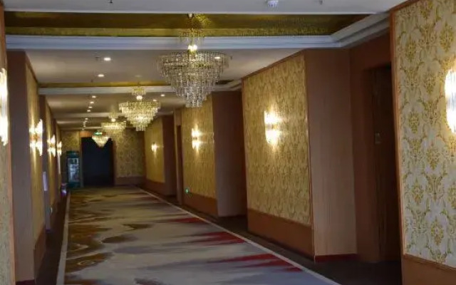 Fengshan International Hotel