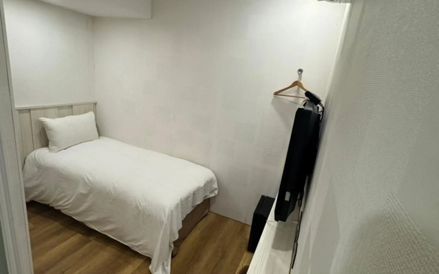 APause Inn
