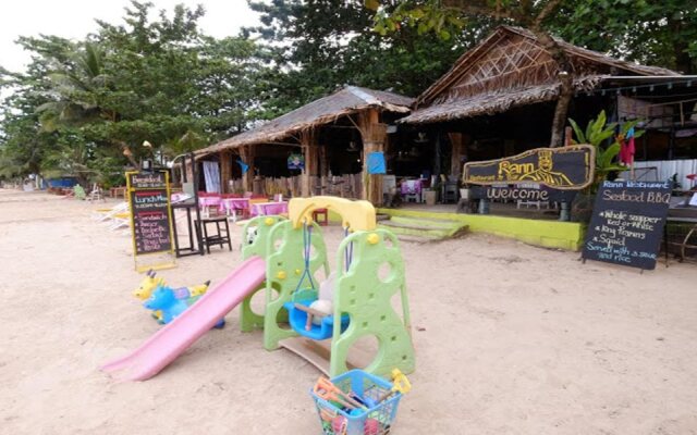 Rann Chalet Beach Side