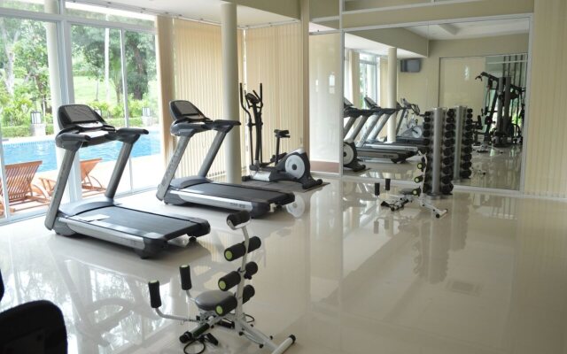 Victoria Cliff Hotel & Resort