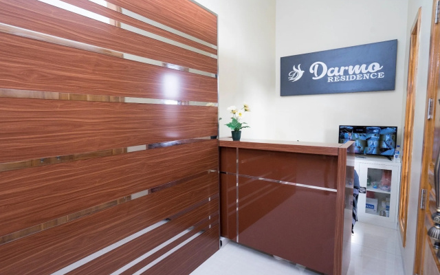 OYO Flagship 1308 Darmo Residence
