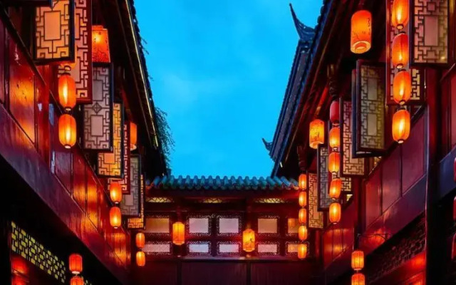 Yitel Collection (Chengdu Wuhouci Sichuan Orthopaedic Hospital Metro Station Branch)