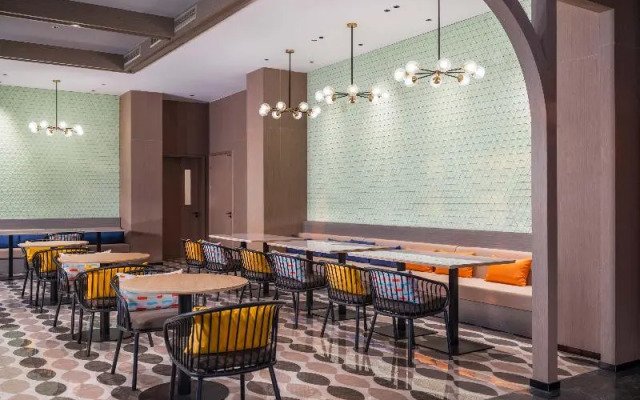 Holiday Inn Express Taizhou Toumen Port