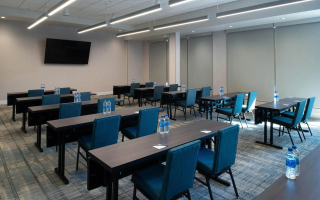 Four Points by Sheraton Kansas City Olathe
