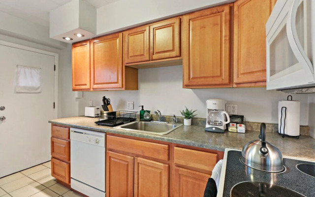 Lush 1BR Apt in Quiet Arlington Heights