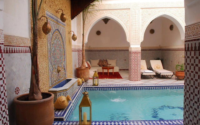 Le Pavillon Oriental