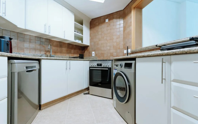 1BR with Ocean Views Palm Jumeirah