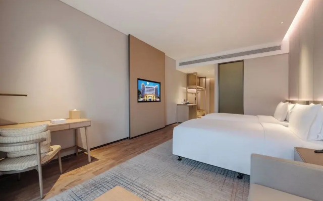 Blossom Attic DuJiangYan