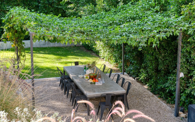 Silver Screen by Avantstay Luxe Backyard Escape