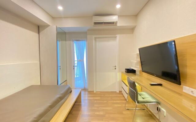 Comfy And Relax 1Br Apartment At Parahyangan Residence Near Unpar