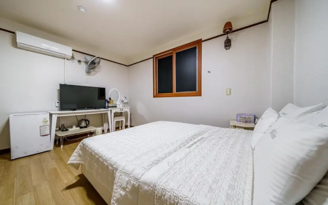 Ulsan Youngnam Alps Valentine Oncheon