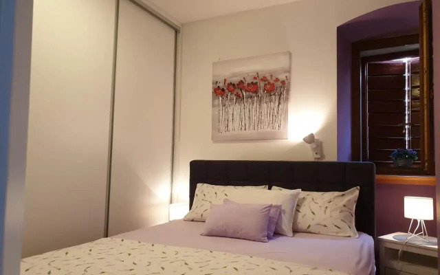 Apartments and Rooms Villa Lina