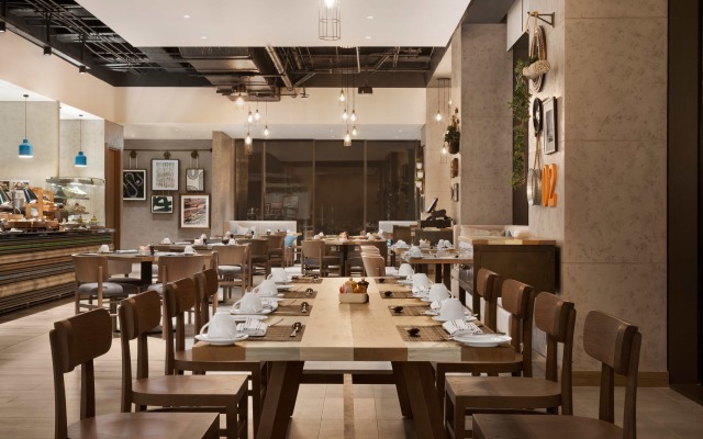 Mercure Dubai Gold District