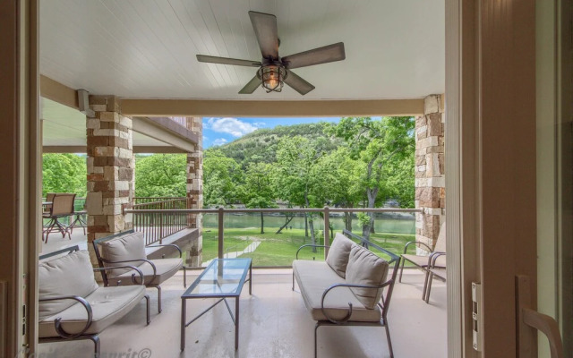 Lazy Daze RG210 - 3 Br Condo