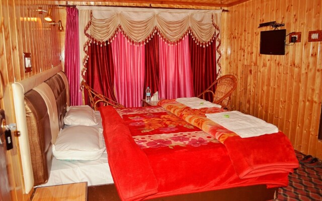 Hotel Glacier Heights