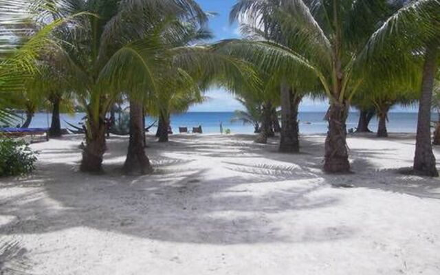 Palm Beach Bungalow Resort