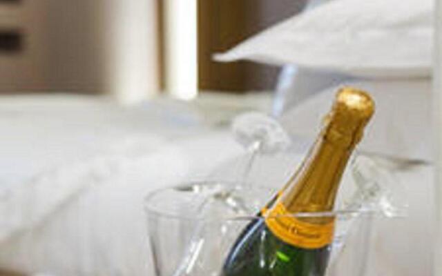 Private Luxury Suite