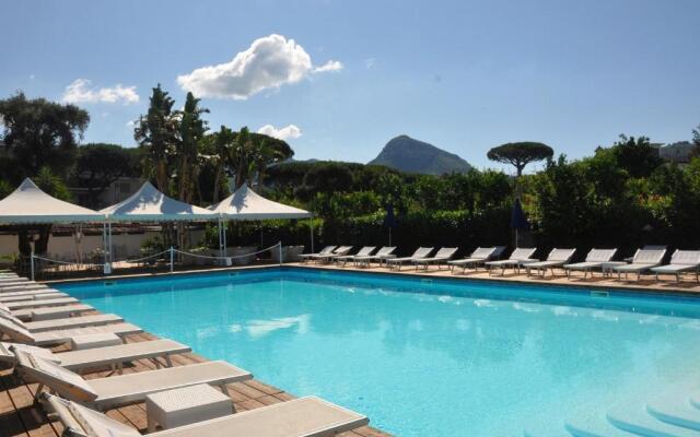 Esperidi Resort Village