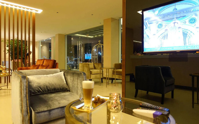 Unique Suites