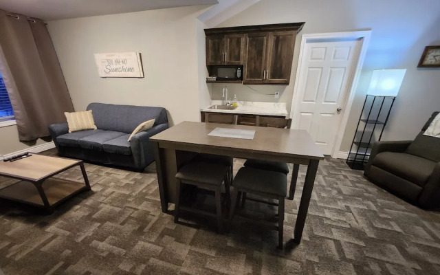 Newfound Inn & Suites