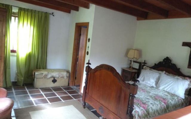 House - 3 Bedrooms with Pool and WiFi - 107434