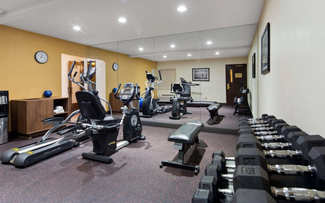 Best Western Pony Soldier Inn - Airport