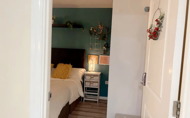 Luxury Apartment 4 bed Room in Canary Wharf