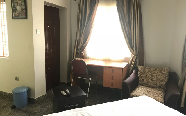 Pentagon Luxury Suites Enugu