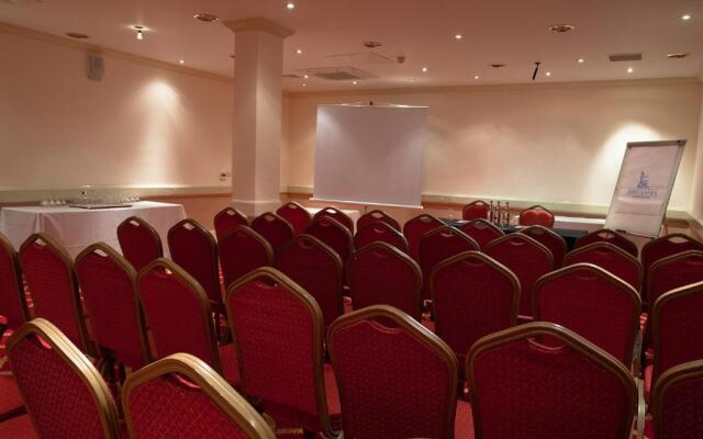 Britannia Adelphi Hotel