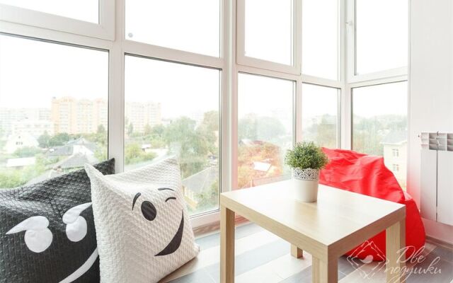 Dve Podushki na ul. Respublikanskaya, d. 11, kv.4