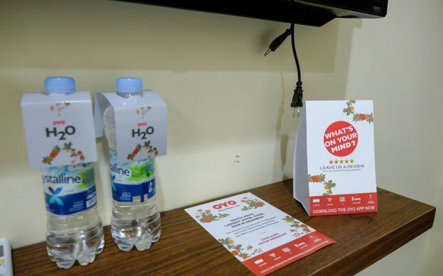 OYO 1149 Hotel Mustika