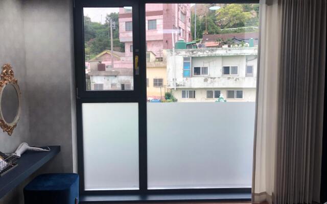Cheukhudong 19Beonji Guest House