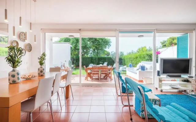 Sunny 5BR Villa at Prainha Club