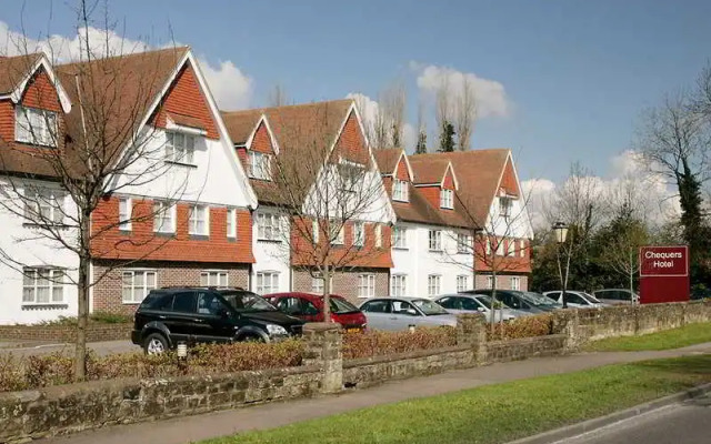 Menzies London Gatwick Chequers