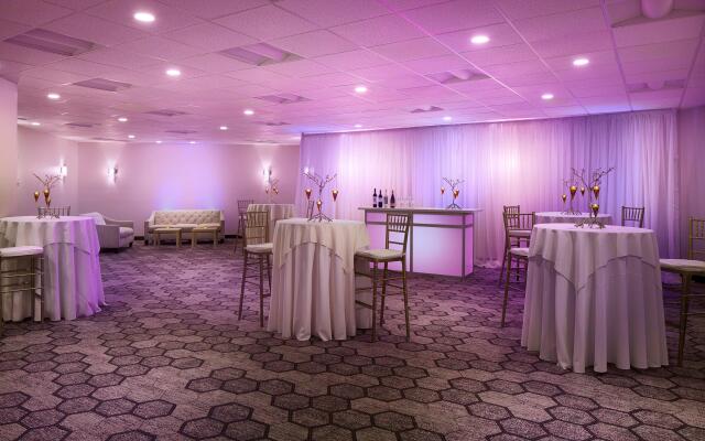 AC Hotel by Marriott Lake Oswego