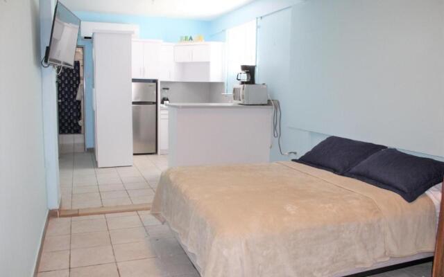 Beachfront Studio with air conditioning Alamar 1