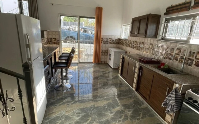 Spacious 4-bed Villa in Flic en Flac Roof top bar