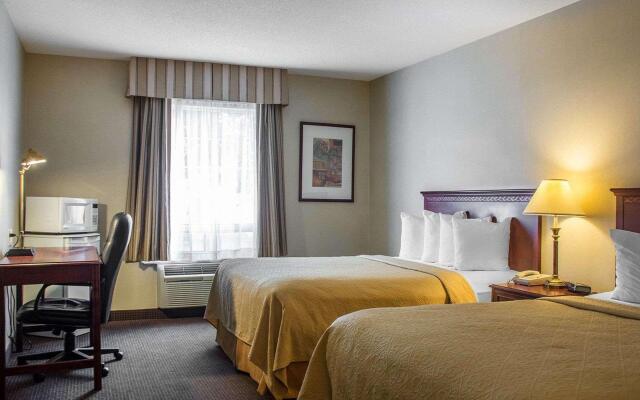 Quality Hotel and Suites Woodstock